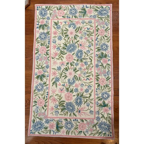 Chain Stitch Rug, Handmade in India, 3’ x 5’ Floral Pattern - Very Unique!